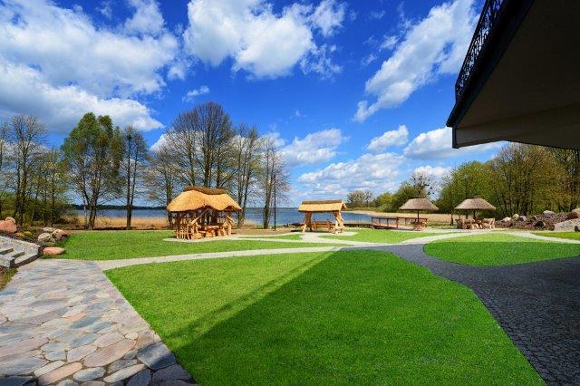 Labedz Hotel Karczma Илава Екстериор снимка